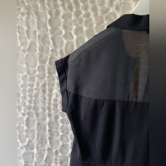 ANN TAYLOR a button down top. Point collar black dress. Size (8). - Picture 14 of 15